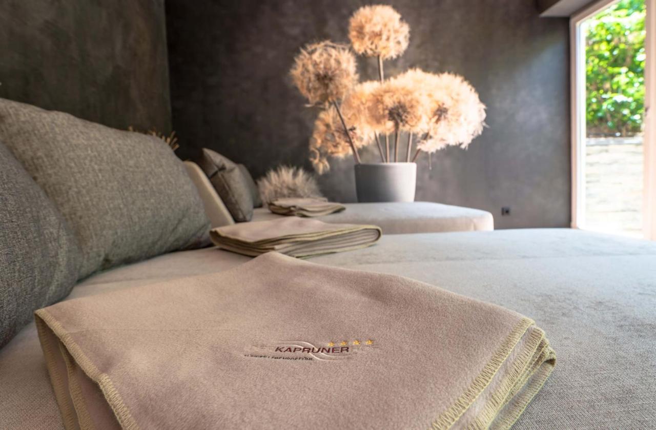 Hotel Kaprunerhof Екстериор снимка