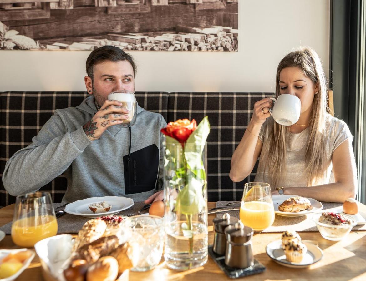 Hotel Kaprunerhof Екстериор снимка