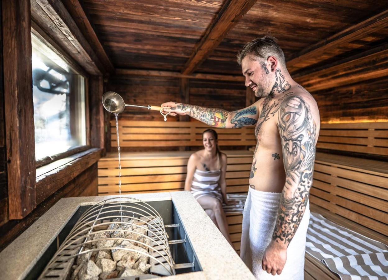 Hotel Kaprunerhof Екстериор снимка